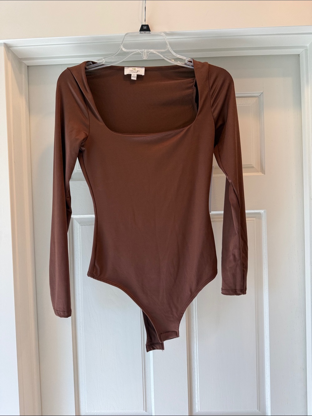 Square-Neck Long Sleeve Bodysuit in Brown